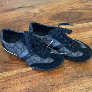 Coach Women’s Kelson Signature Sneakers Gray and Black European 38/US 8